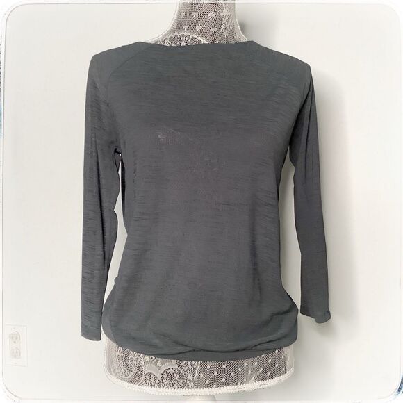 Athleta top  - Picture 1 of 5